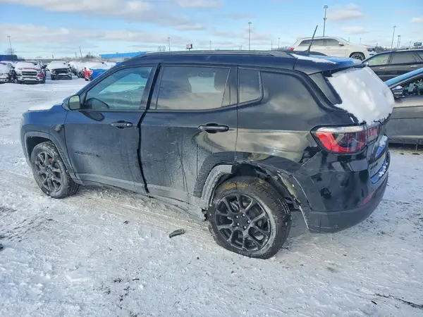 3C4NJDBB4NT166976 2022 JEEP COMPASS - Image 2