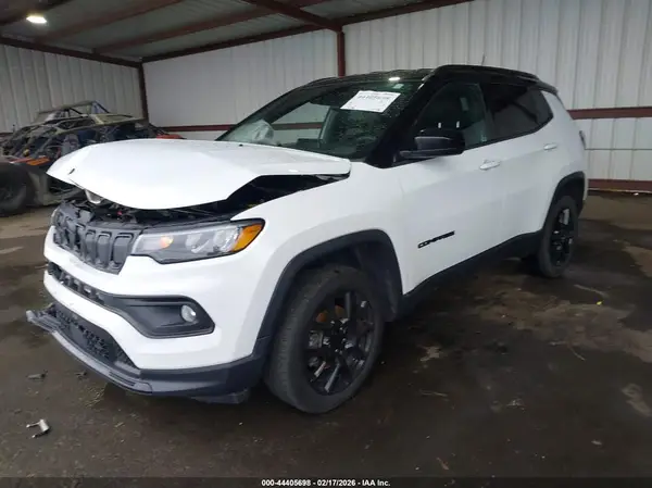 3C4NJDBB4NT171465 2022 JEEP COMPASS - Image 2
