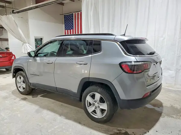 3C4NJDBB4NT181798 2022 JEEP COMPASS - Image 2