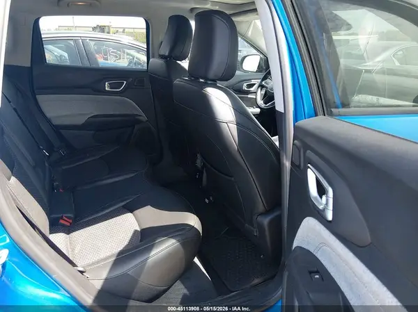 3C4NJDBB4NT216663 2022 JEEP COMPASS - Image 8