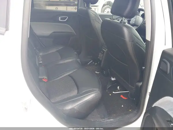 3C4NJDBB4NT233608 2022 JEEP COMPASS - Image 8