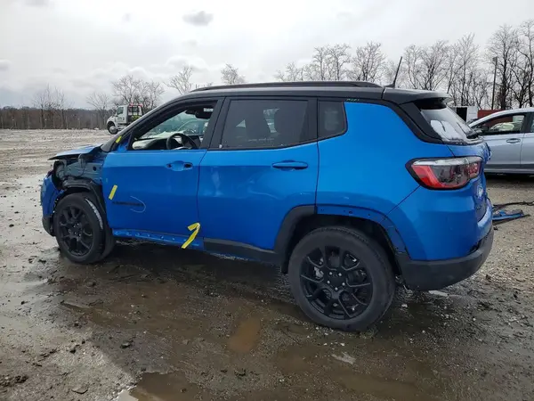 3C4NJDBB4NT236248 2022 JEEP COMPASS - Image 2