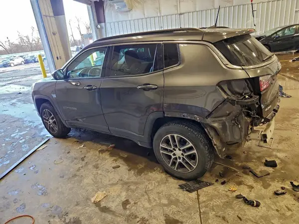 3C4NJDBB5HT624478 2017 JEEP COMPASS - Image 2