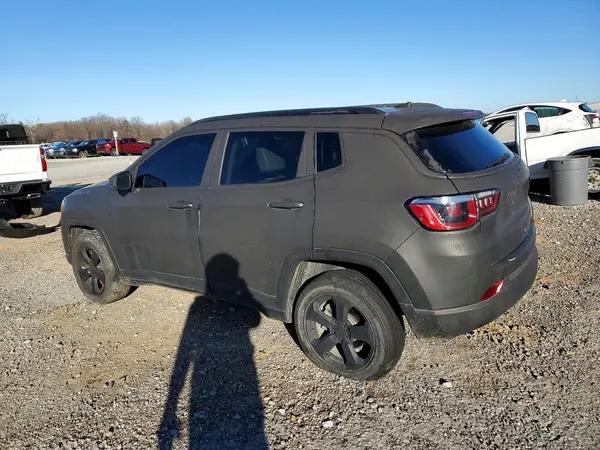 3C4NJDBB5HT635853 2017 JEEP COMPASS - Image 2