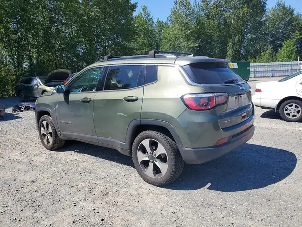 3C4NJDBB5HT647422 2017 JEEP COMPASS - Image 2