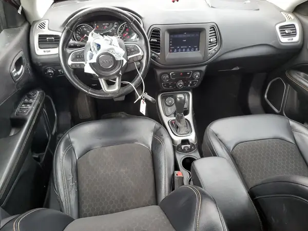 3C4NJDBB5HT681683 2017 JEEP COMPASS - Image 8