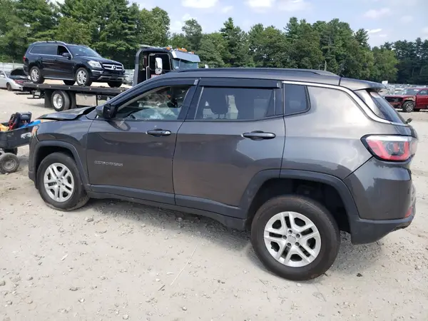 3C4NJDBB5HT687905 2017 JEEP COMPASS - Image 2