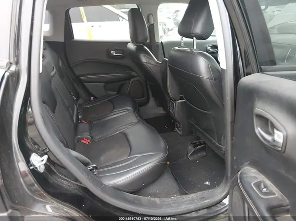 3C4NJDBB5HT693168 2017 JEEP COMPASS - Image 8
