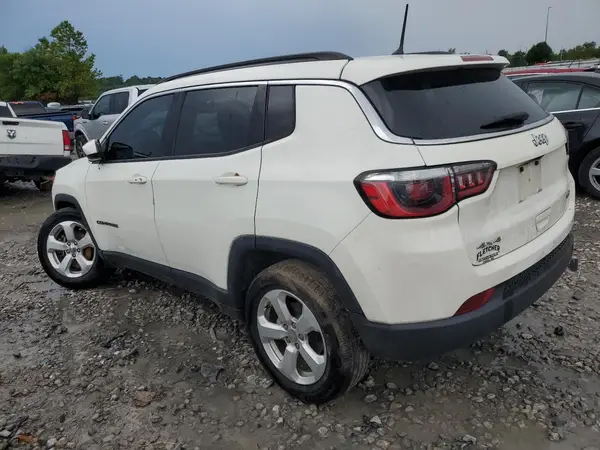 3C4NJDBB5JT112371 2018 JEEP COMPASS - Image 2