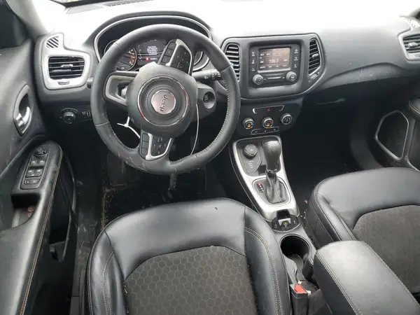 3C4NJDBB5JT112371 2018 JEEP COMPASS - Image 8