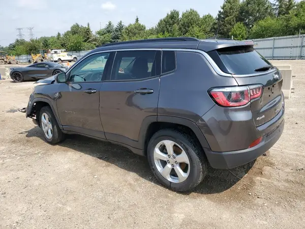 3C4NJDBB5JT114847 2018 JEEP COMPASS - Image 2
