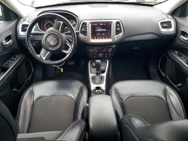3C4NJDBB5JT131843 2018 JEEP COMPASS - Image 8