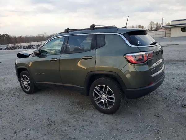 3C4NJDBB5JT138677 2018 JEEP COMPASS - Image 2