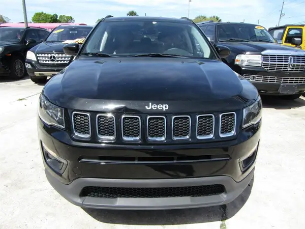3C4NJDBB5JT1473XX 2018 JEEP COMPASS - Image 2