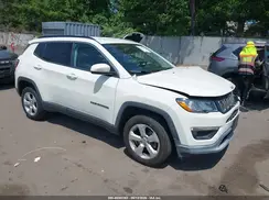3C4NJDBB5JT150229 2018 JEEP COMPASS