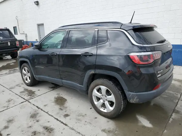 3C4NJDBB5JT161280 2018 JEEP COMPASS - Image 2