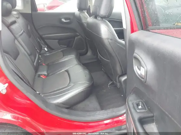 3C4NJDBB5JT161456 2018 JEEP COMPASS - Image 8