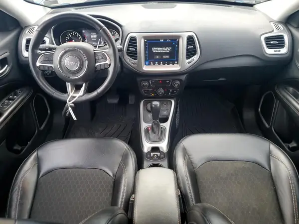 3C4NJDBB5JT162073 2018 JEEP COMPASS - Image 8