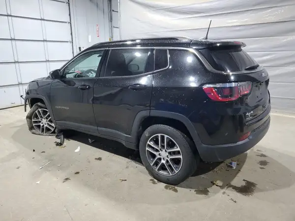 3C4NJDBB5JT162221 2018 JEEP COMPASS - Image 2