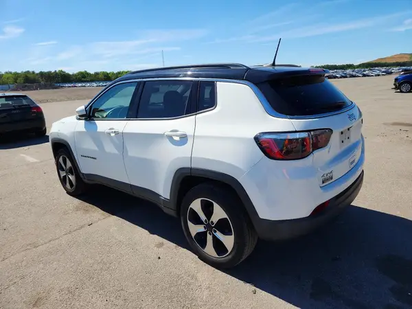 3C4NJDBB5JT178421 2018 JEEP COMPASS - Image 2