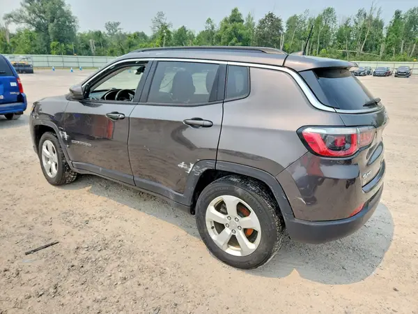 3C4NJDBB5JT179228 2018 JEEP COMPASS - Image 2