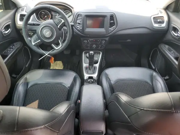 3C4NJDBB5JT180640 2018 JEEP COMPASS - Image 8