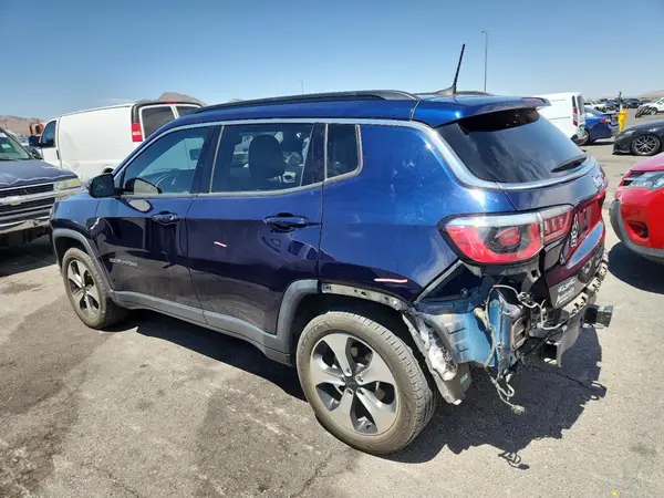 3C4NJDBB5JT200305 2018 JEEP COMPASS - Image 2