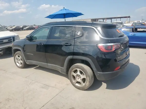 3C4NJDBB5JT222904 2018 JEEP COMPASS - Image 2