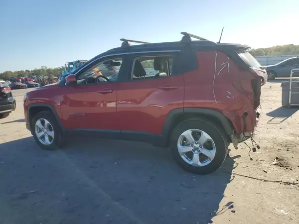 3C4NJDBB5JT232462 2018 JEEP COMPASS - Image 2
