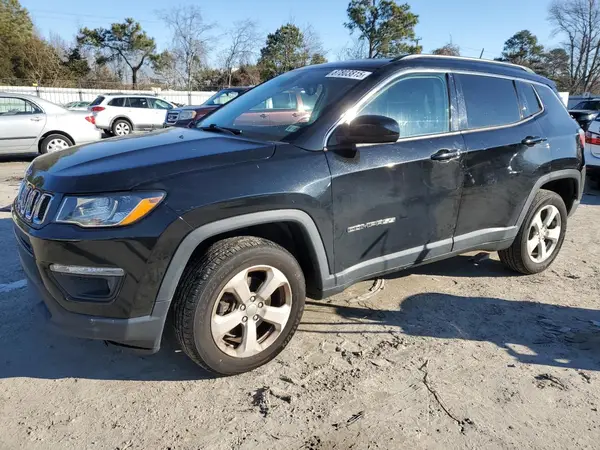 3C4NJDBB5JT282441 2018 JEEP COMPASS - Image 1