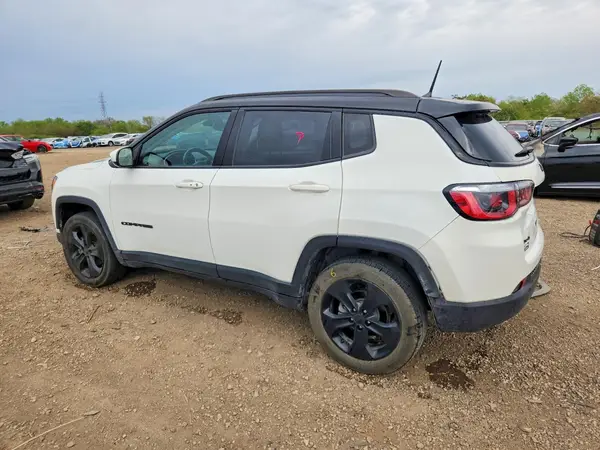 3C4NJDBB5JT299210 2018 JEEP COMPASS - Image 2