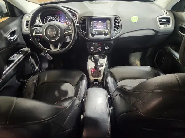 3C4NJDBB5JT307077 2018 JEEP COMPASS - Image 8