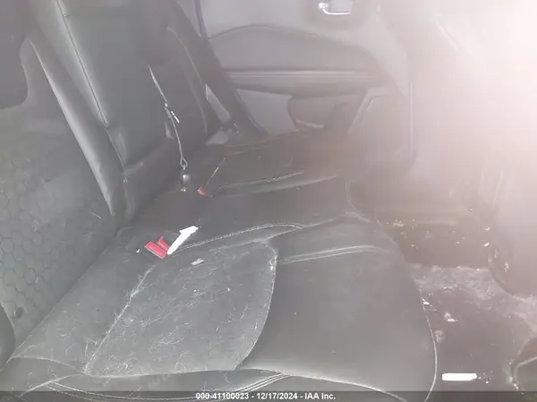 3C4NJDBB5JT314725 2018 JEEP COMPASS - Image 8