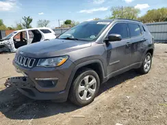3C4NJDBB5JT342833 2018 JEEP COMPASS