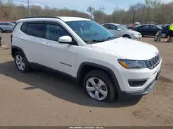 3C4NJDBB5JT366016 2018 JEEP COMPASS