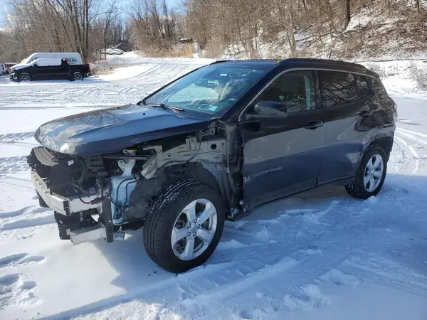 3C4NJDBB5JT373371 2018 JEEP COMPASS - Image 1