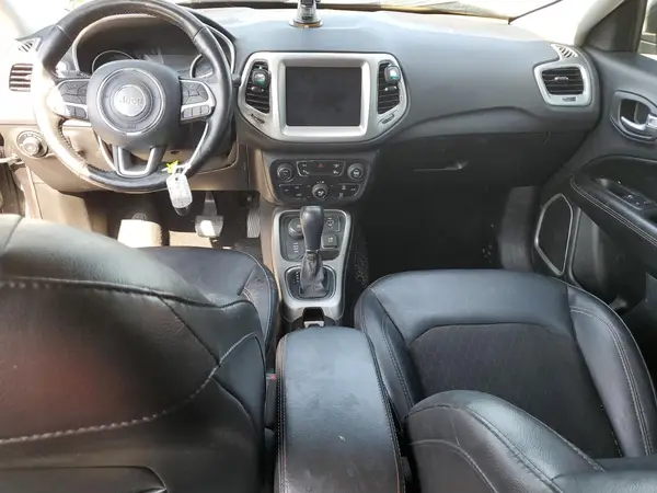 3C4NJDBB5JT392437 2018 JEEP COMPASS - Image 8