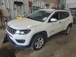 3C4NJDBB5JT393491 2018 JEEP COMPASS