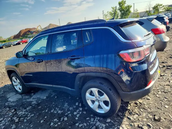 3C4NJDBB5JT397234 2018 JEEP COMPASS - Image 2