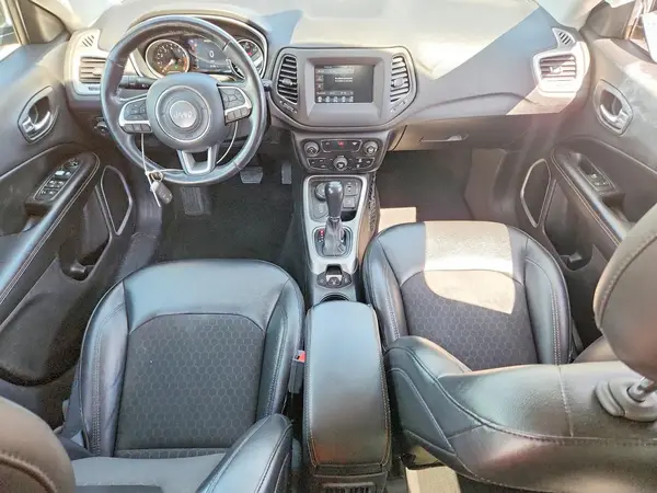 3C4NJDBB5JT401489 2018 JEEP COMPASS - Image 8