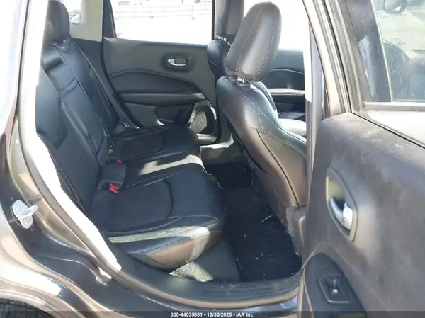 3C4NJDBB5JT415439 2018 JEEP COMPASS - Image 8