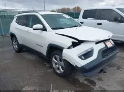 3C4NJDBB5JT422875 2018 JEEP COMPASS