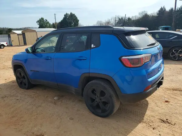 3C4NJDBB5JT432886 2018 JEEP COMPASS - Image 2