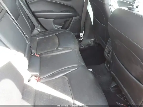 3C4NJDBB5JT433651 2018 JEEP COMPASS - Image 8