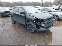 3C4NJDBB5JT453978 2018 JEEP COMPASS