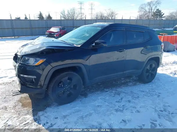 3C4NJDBB5JT456007 2018 JEEP COMPASS - Image 2