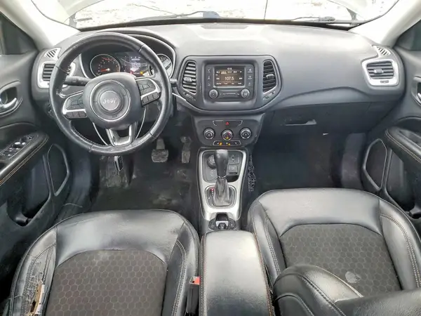 3C4NJDBB5JT467685 2018 JEEP COMPASS - Image 8