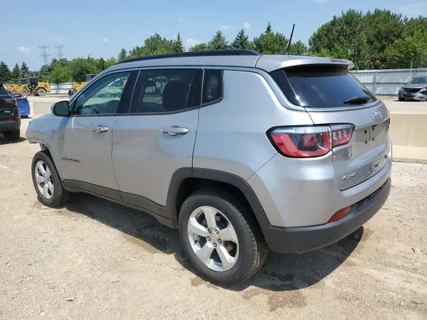 3C4NJDBB5JT482168 2018 JEEP COMPASS - Image 2
