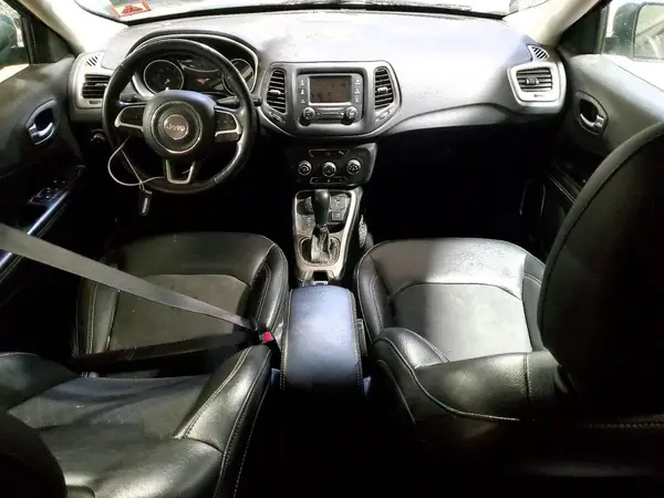 3C4NJDBB5JT483434 2018 JEEP COMPASS - Image 8