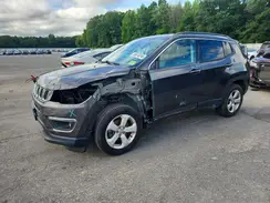 3C4NJDBB5JT483899 2018 JEEP COMPASS